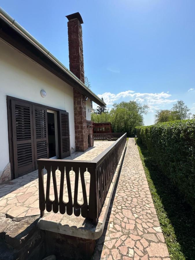 Hangulatos Balaton Parti Nyaralo Révfülöp Exterior foto